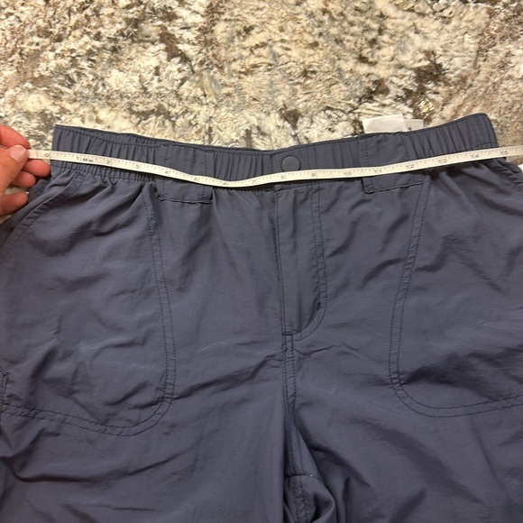Columbia hiking shorts - Picture 7 of 7